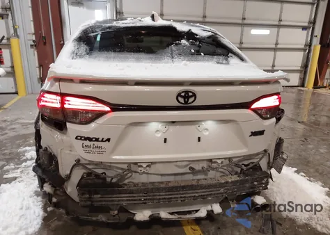 2021 Toyota Corolla Xse из США, поврежденный, VIN 5YFT4MCE7MP093854